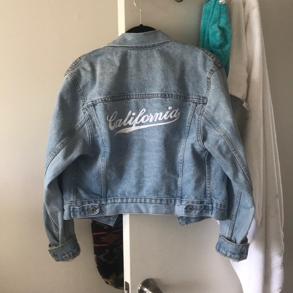 Brandy Melville California Jean Jacket - Picture 4 of 4